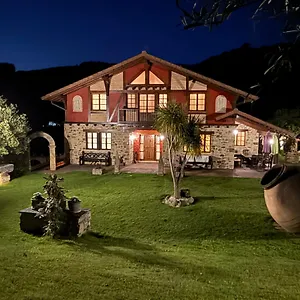  Villa Vivienda Turistica Jardin Con Encanto Y Piscina España